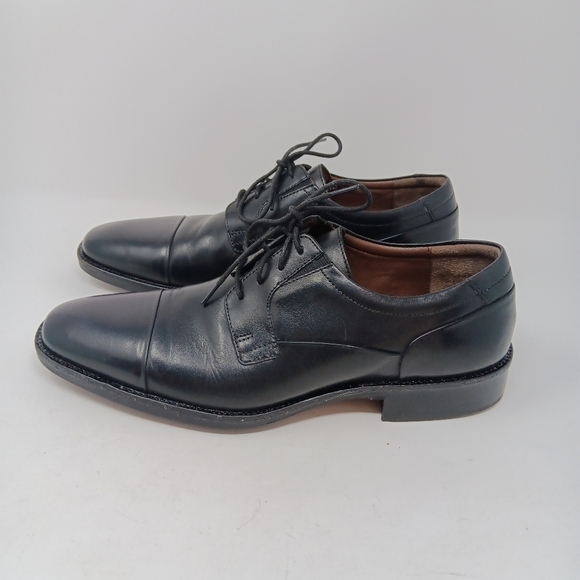 Johnston & Murphy Lancaster Cap Toe Shoes - Picture 3 of 11